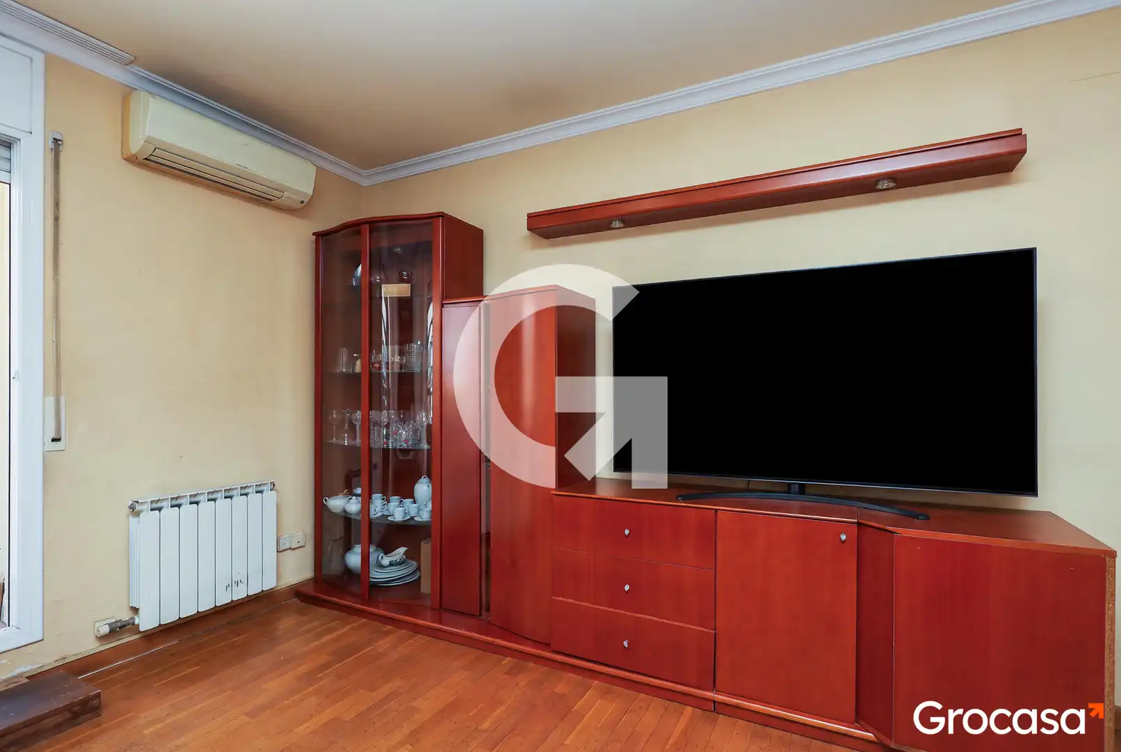 Sala d'estar de Pis en venda en L'Hospitalet de Llobregat amb Aire condicionat, Calefacció i Terrassa