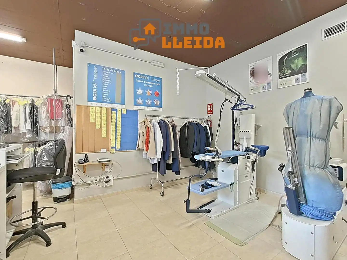 Local comercial de lloguer a Avenida Avinguda Països Catalans 43, imagen 16