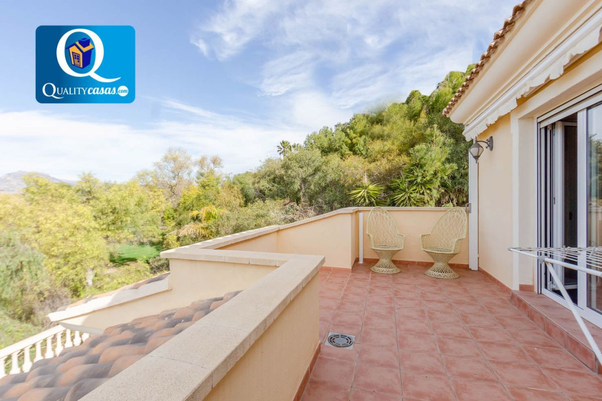 Terrassa de Casa o xalet en venda en Mutxamel amb Aire condicionat, Terrassa i Piscina comunitària