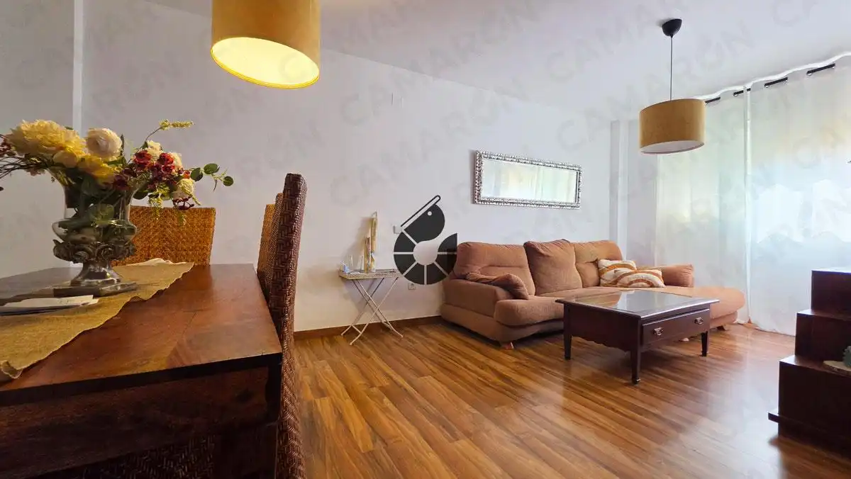 Living room of Flat for sale in Coria del Río  with Air Conditioner, Parquet flooring and Storage room