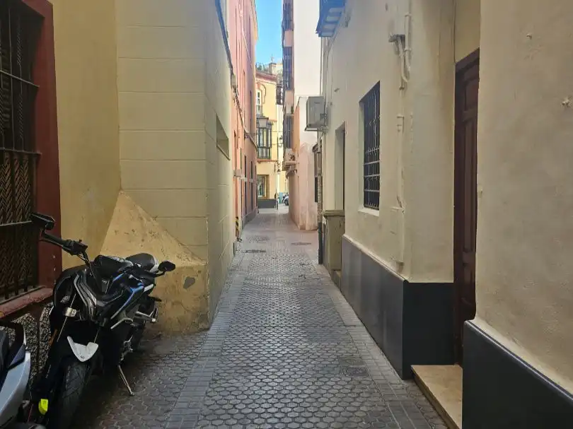 Vista exterior de Trastero en venta en Sevilla