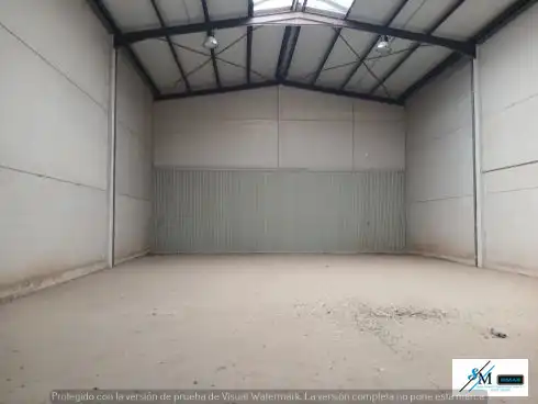 Fabrikhallen zur Miete in Calle Insula de Barataria, Santa María de Benquerencia