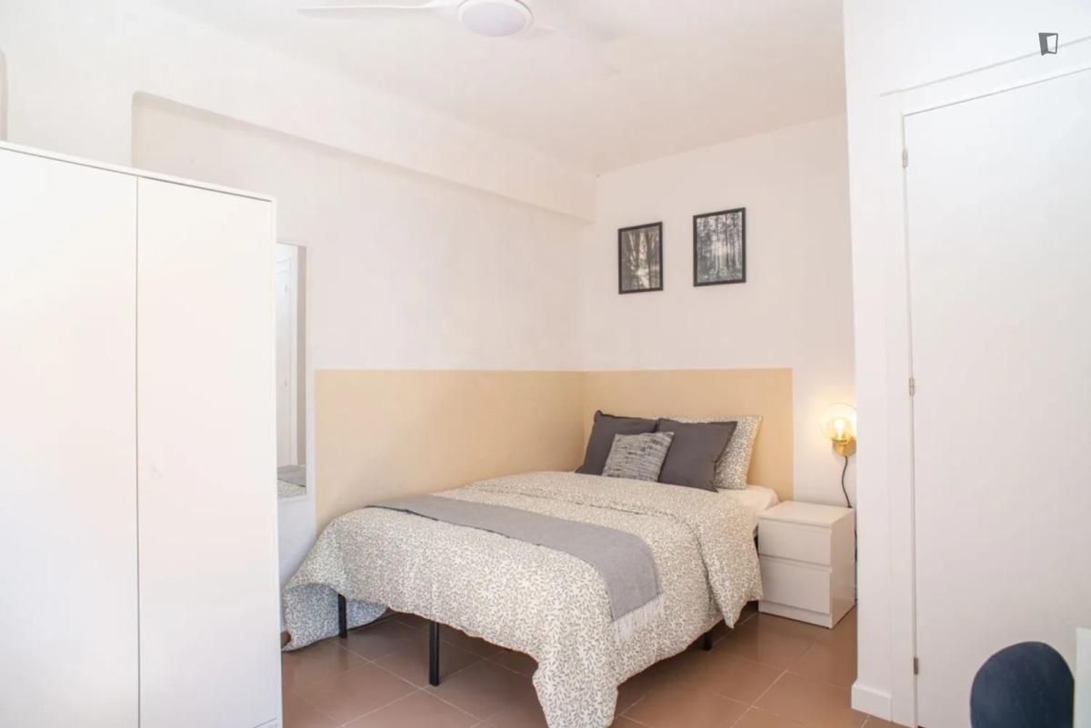 Habitación de Apartamento para compartir en Xirivella con Amueblado, Horno y Lavadora