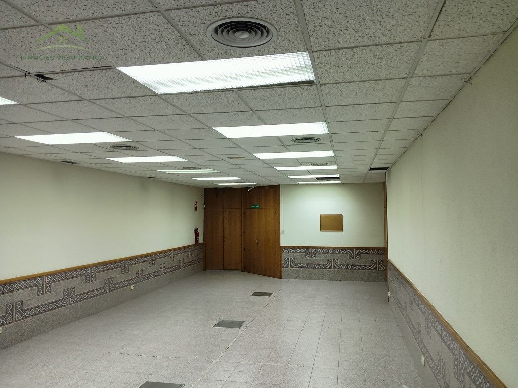 Premises for sale in Vilafranca del Penedès