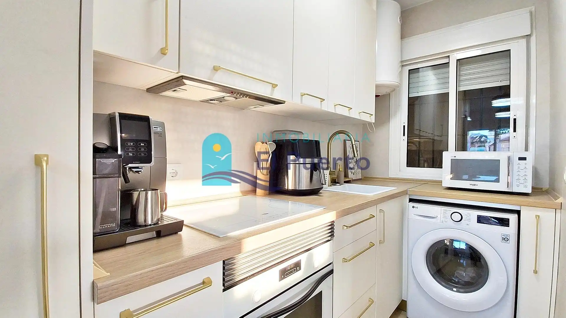 Kitchen of Apartments for sale in Puerto de Mazarrón