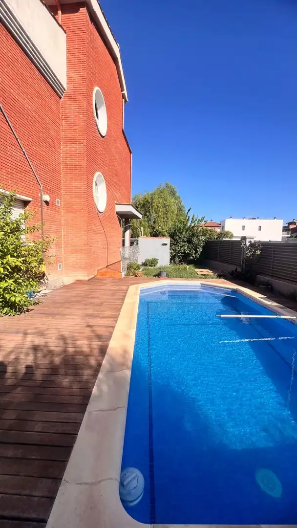 Villa con balcone in vendita a Calle de la Farena, imagen 2