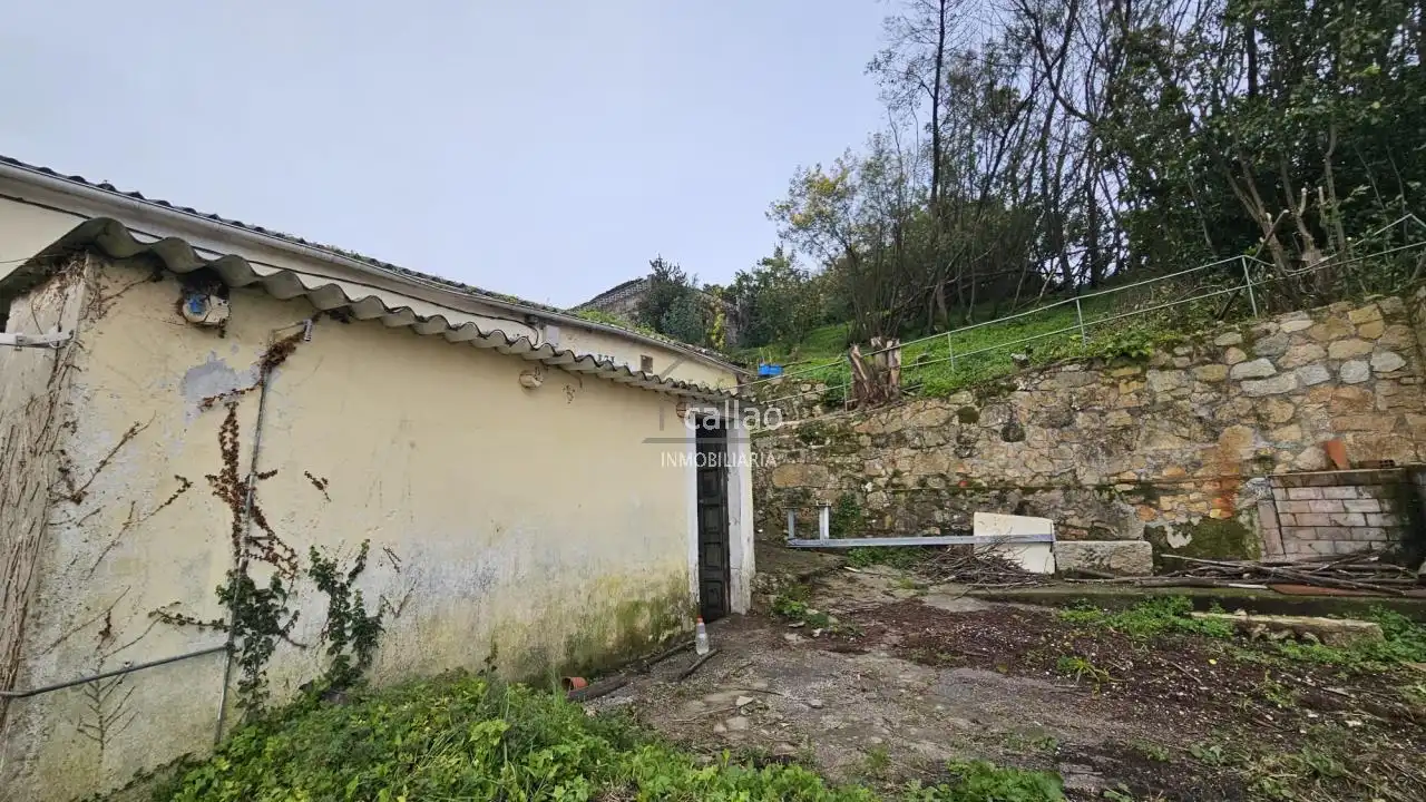 Haus oder Chalet zum Verkauf in Ferrol mit Privatgarten