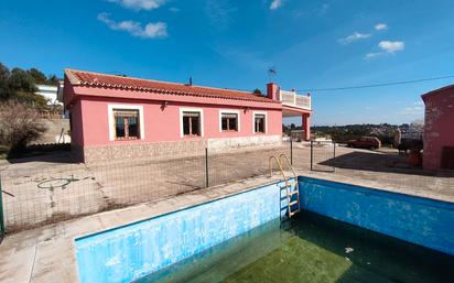 Piscina de Casa o xalet en venda en Chiva amb Aire condicionat, Jardí privat i Terrassa