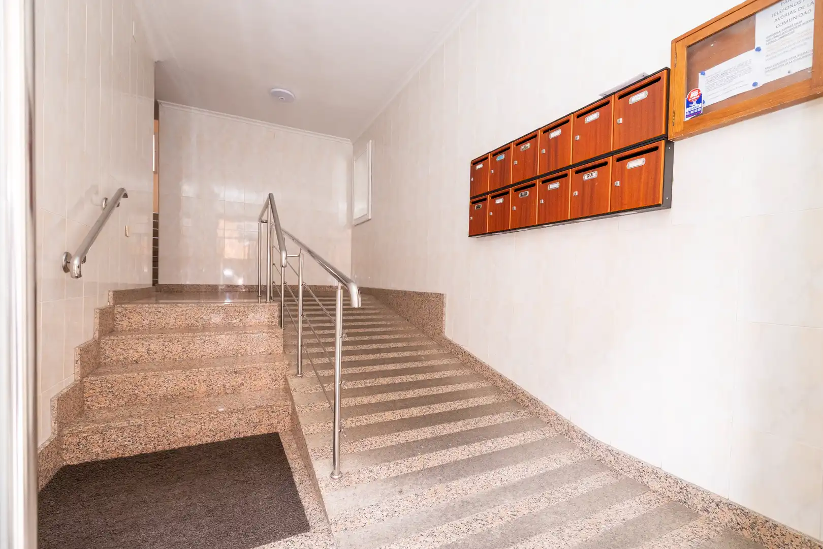 Piso en venta en Avenida Brasilia, Pan y Guindas