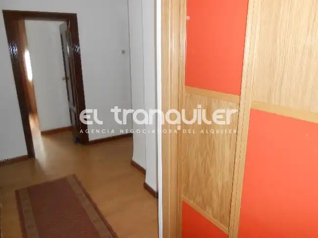 Piso en venta en Madrid con Parquet, Terraza y Amueblado