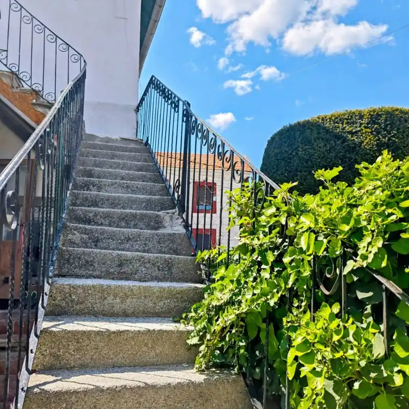 Vista exterior de Casa o chalet en venta en El Espinar con Calefacción y Jardín privado