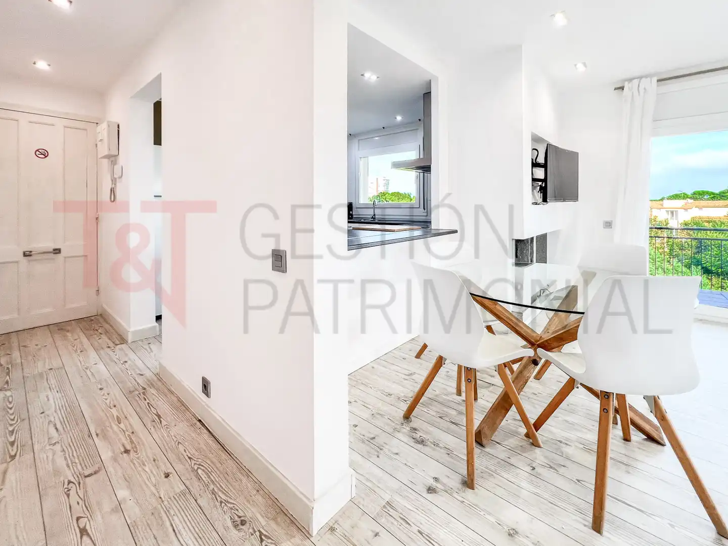 Living room of Flat for sale in Castell d'Aro, Platja d'Aro i s'Agaró  with Air Conditioner, Heating and Terrace