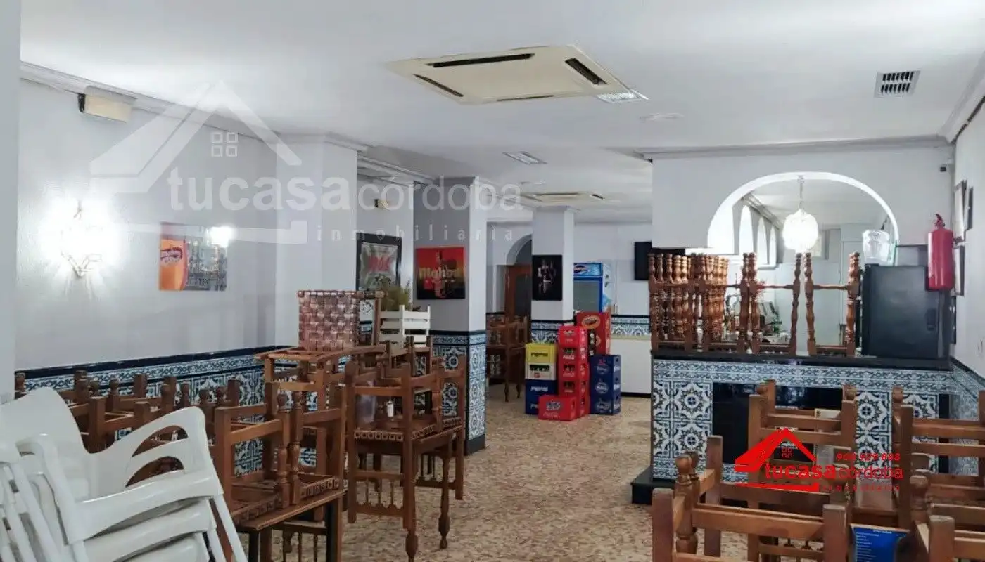 Local en venta en Poniente-Sur
