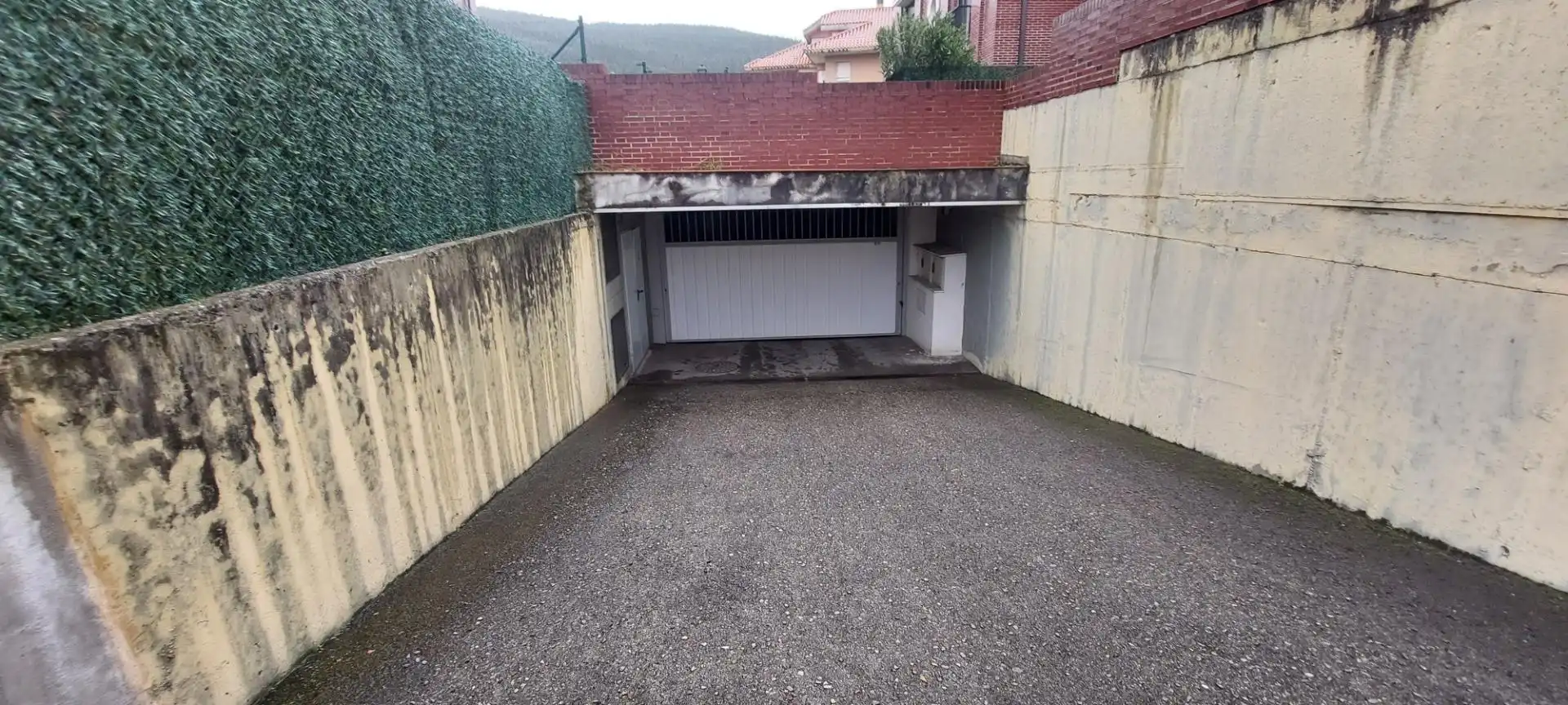 Parkplatz von Garage zum Verkauf in Puente Viesgo