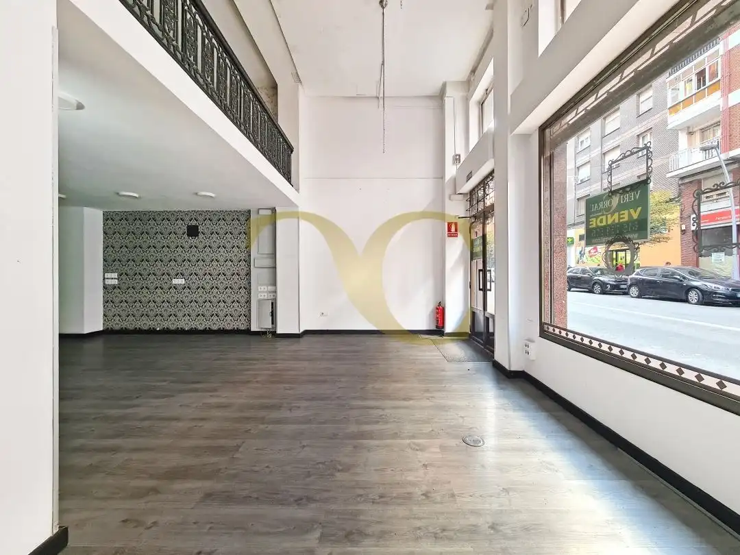 Local en venta en Gijón 