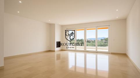 Photo 3 of Flat for sale in Ronda del Golf Este, Nueva Torrequebrada, Málaga