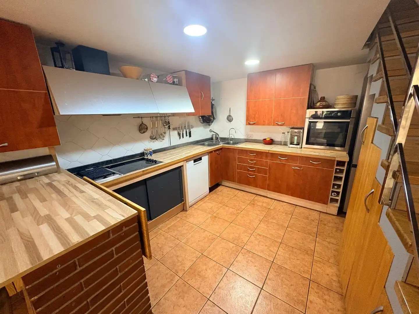 Cuina de Casa o xalet en venda en Sant Martí de Tous amb Calefacció, Terrassa i Balcó