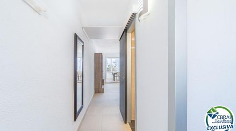 Foto 5 de Apartamento en venta en Calle Pedro Calderon de la Barca 6 2 C, 6, Salatar, Roses