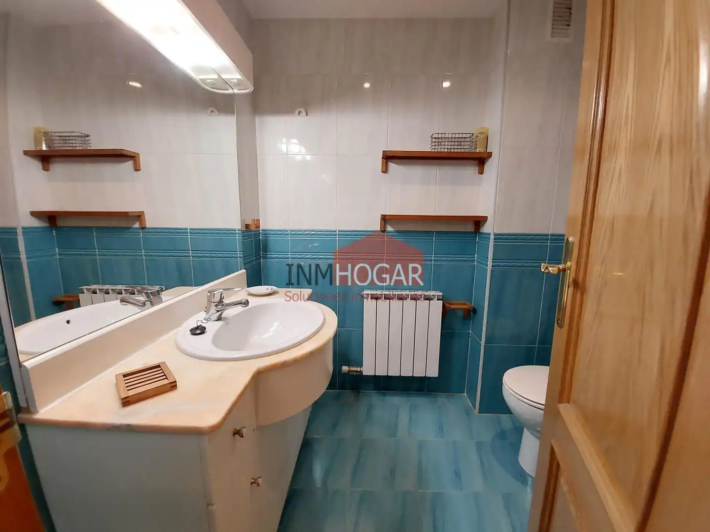 Bathroom of Flat for rent in Ávila  with Heating, Terrace and Furnished