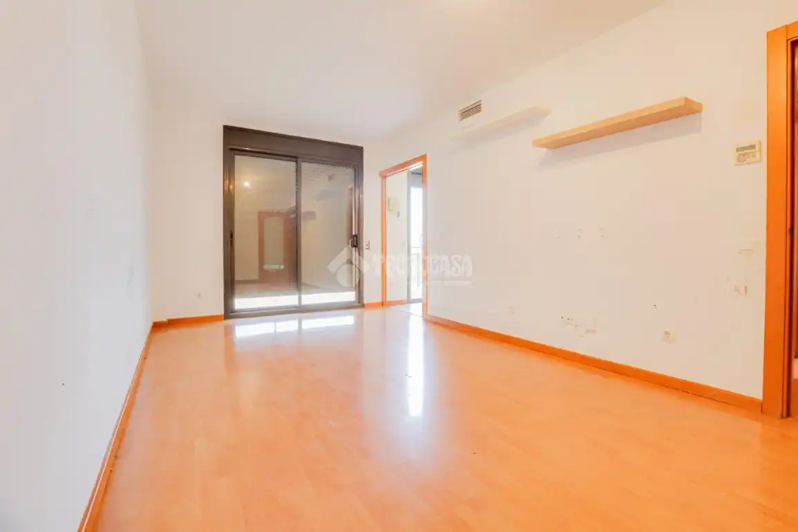 Piso en venta en Montcada i Reixac con Aire acondicionado y Balcón
