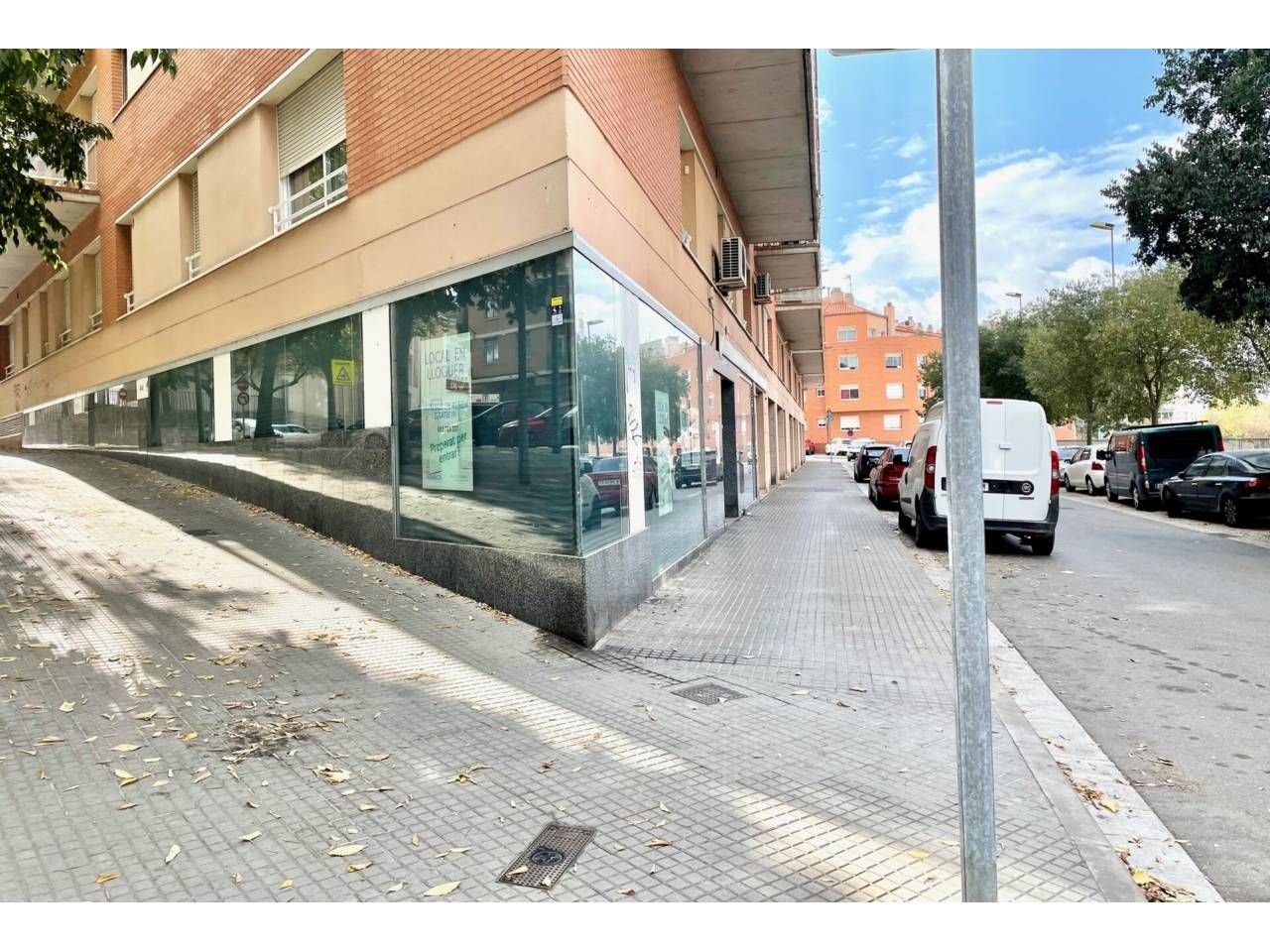 Vista exterior de Local de alquiler en Manresa