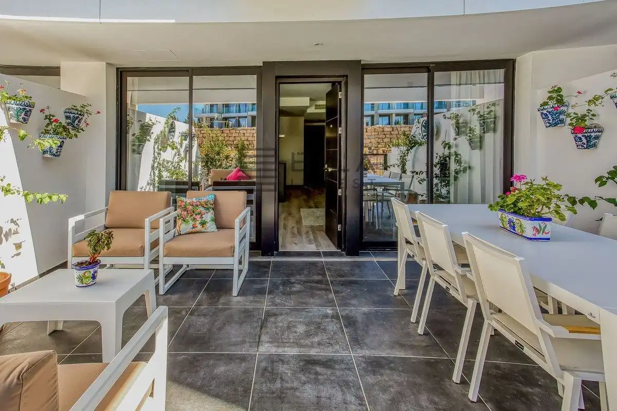 Wohnung mit Pool zum Verkauf in Urb. Hacienda el Sueño, imagen 4