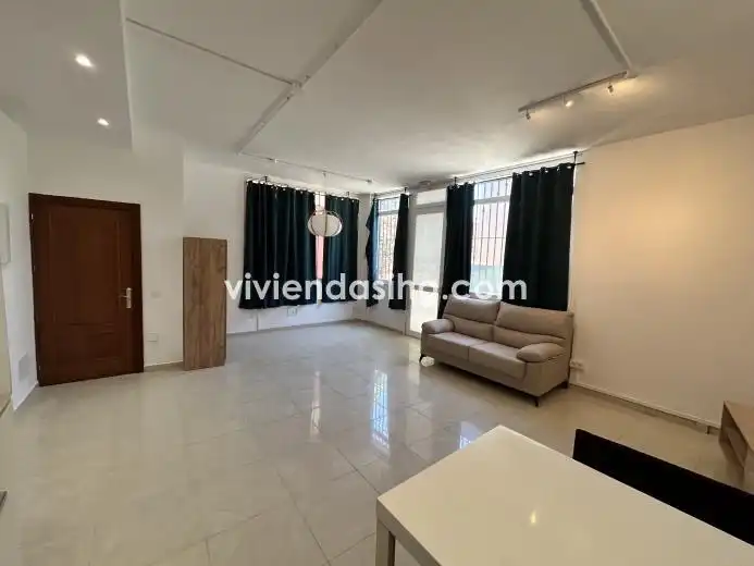 Sala de estar de Oficina en venta en Tacoronte con Trastero y Amueblado