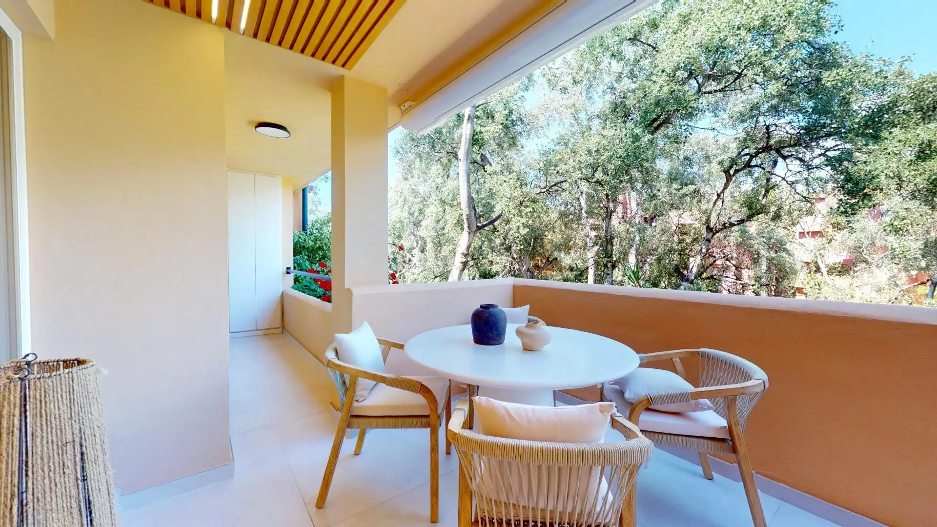 Terrassa de Pis en venda en Marbella amb Jardí privat, Terrassa i Balcó
