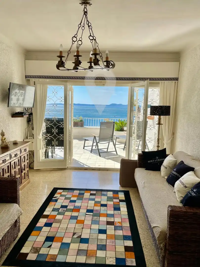 Piso en venta en de Santa Barbara, Almadrava - Canyelles - Puig-Rom