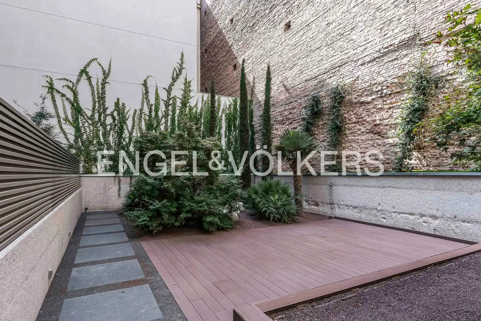 Terrace of Flat for rent in Madrid  with Air Conditioner, Heating and Storage room