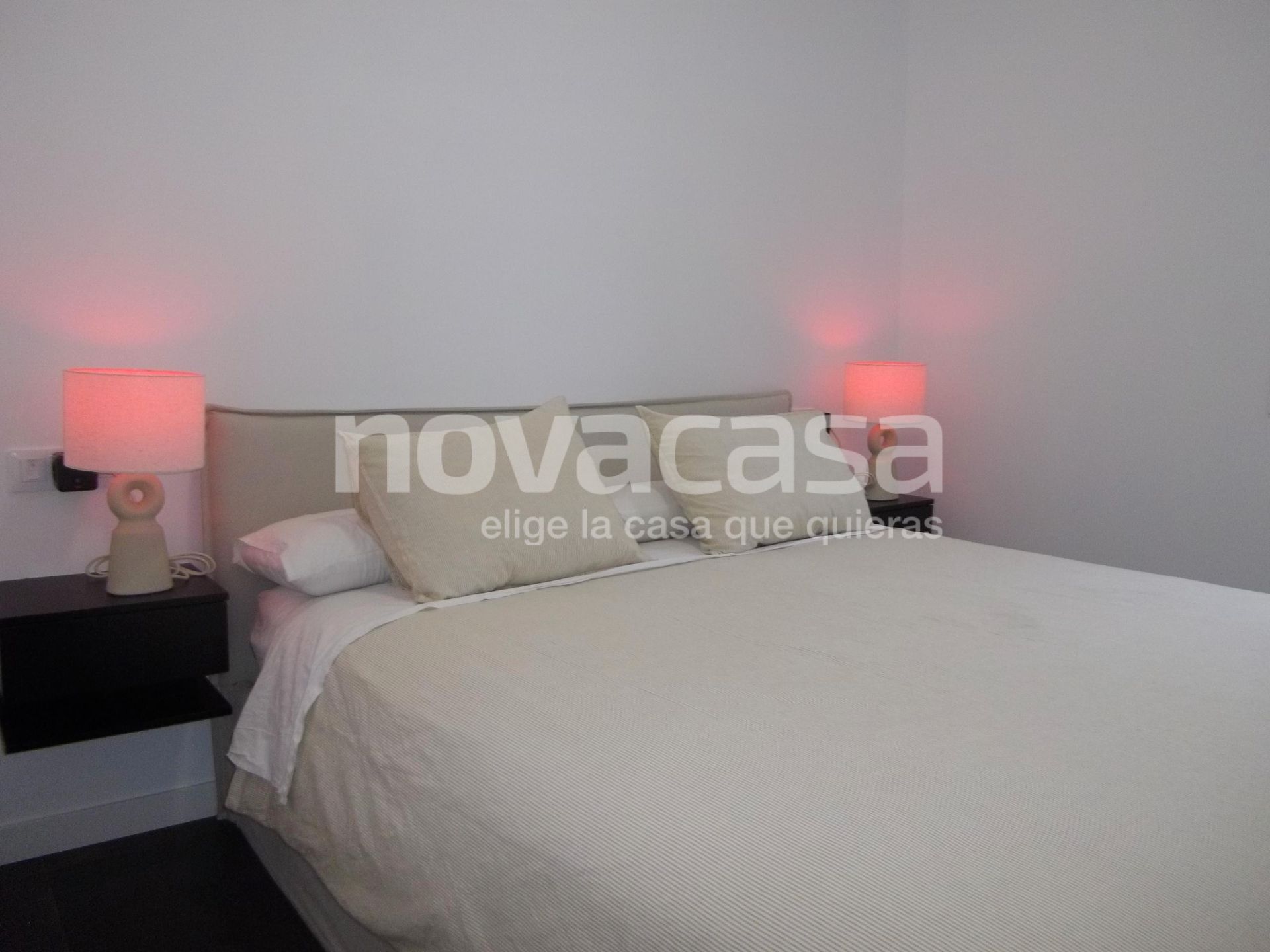 Habitación de Apartamento de alquiler en  Albacete Capital con Aire acondicionado, Calefacción y Amueblado