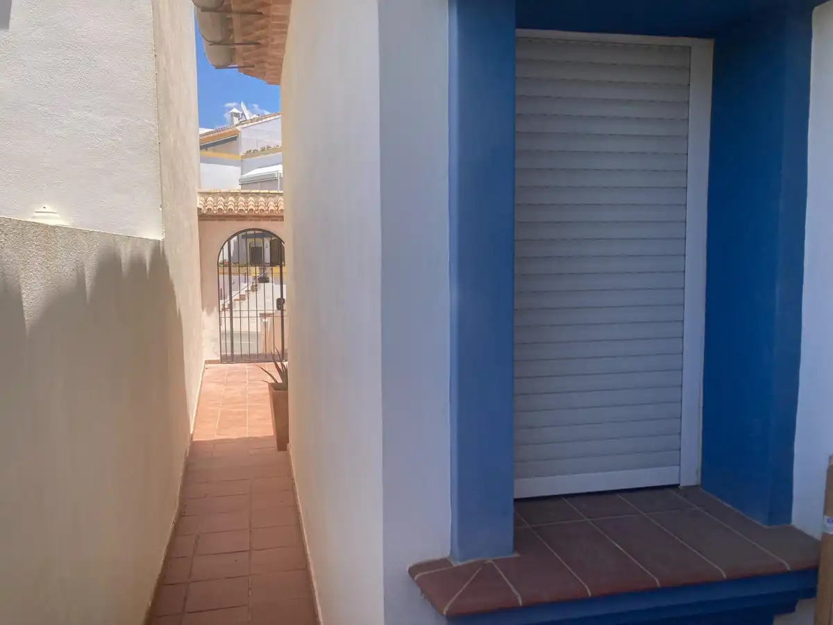 Casa adosada en venta en Estepona con Aire acondicionado, Terraza y Amueblado