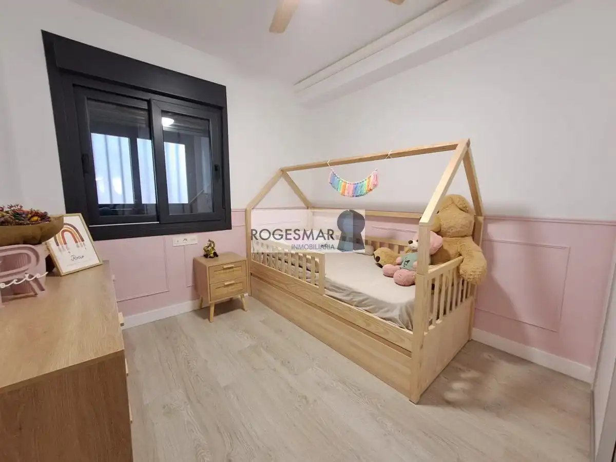 Dormitori de Pis en venda en Benicasim / Benicàssim amb Aire condicionat i Terrassa