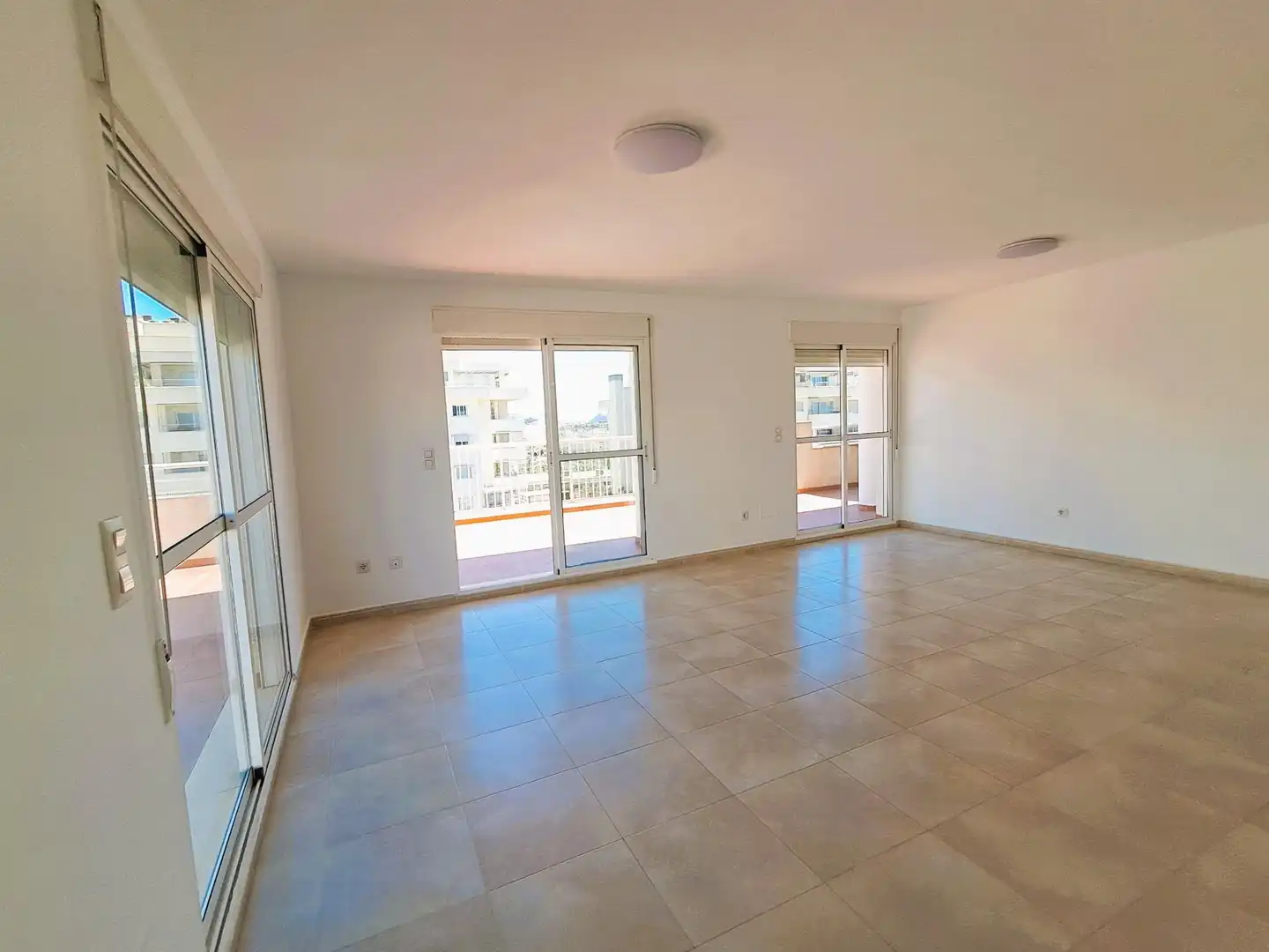 Sala de estar de Ático en venta en Águilas con Aire acondicionado, Calefacción y Terraza