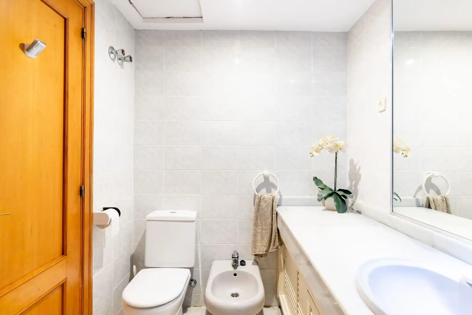 Bathroom of Flat for sale in  Palma de Mallorca  with Air Conditioner, Heating and Private garden