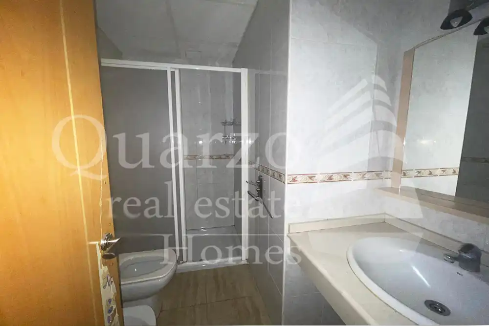 Bathroom of Flat for sale in Almagro