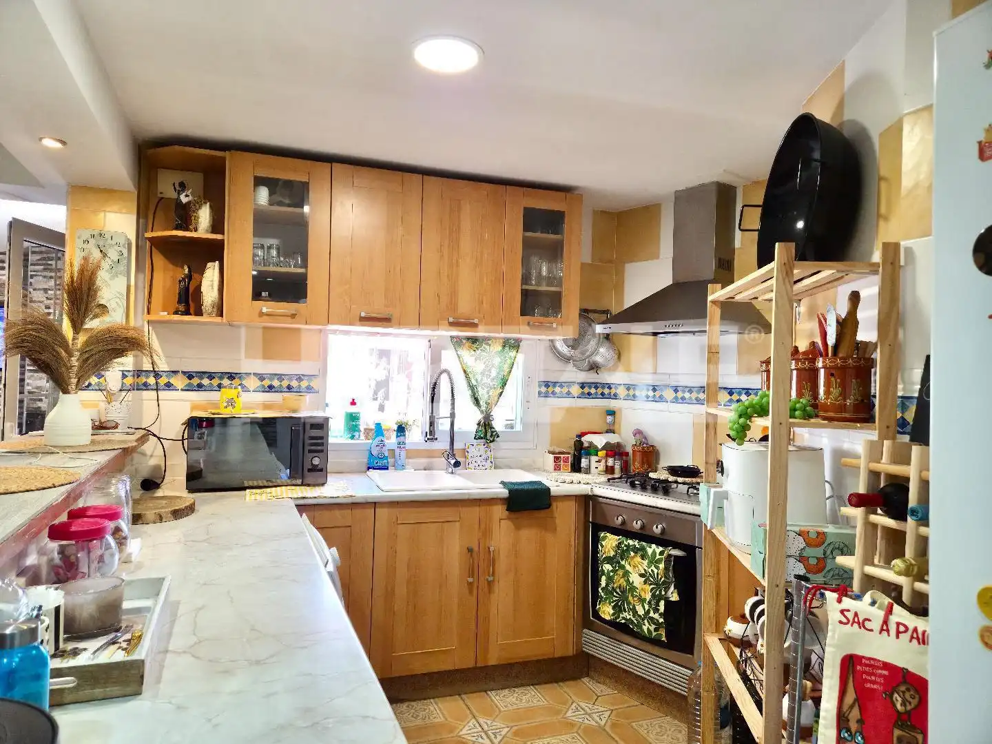 Kitchen of Houses for sale in Alborache  with Terrace, Storage room and Swimming Pool
