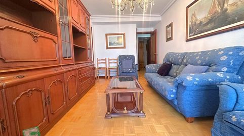 Foto 3 de Piso en venta en Vazquez de Mella, Vallobín, Oviedo