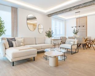 Sala d'estar de Pis en venda en  Madrid Capital amb Aire condicionat, Calefacció i Terrassa