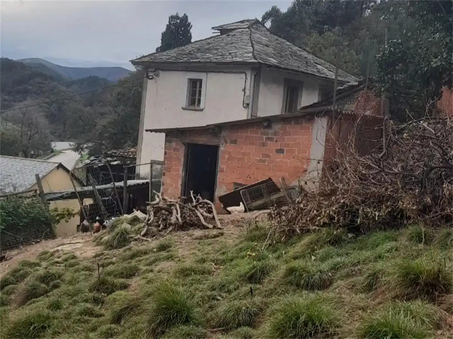 Vista exterior de Finca rústica en venda en Valdés - Luarca