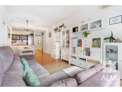 Living room of Flat for sale in  Barcelona Capital  with Air Conditioner and Balcony