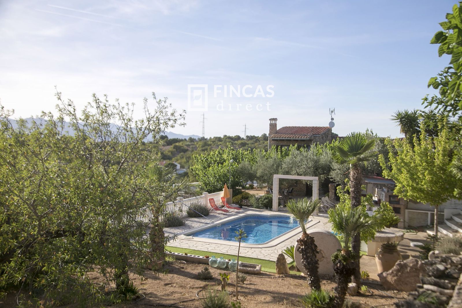 Country house zum Verkauf in Tortosa mit Privatgarten, Terrasse und Abstellraum