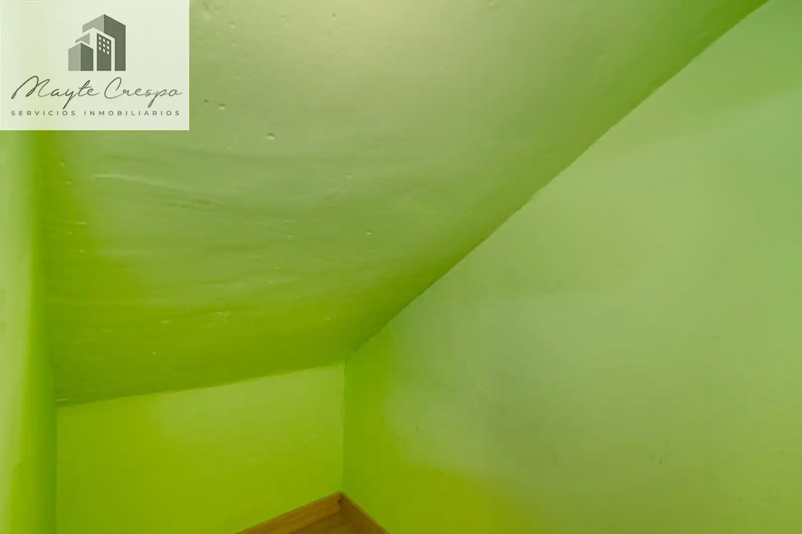 Local en venta en Armilla con Aire acondicionado