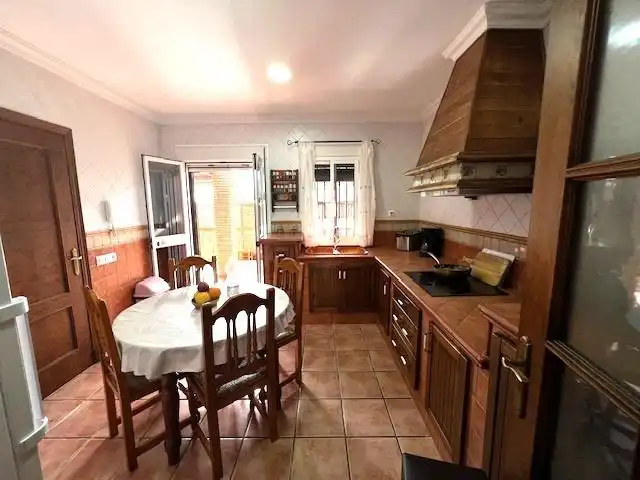 Kitchen of Houses for sale in Chiclana de la Frontera  with Air Conditioner, Private garden and Terrace