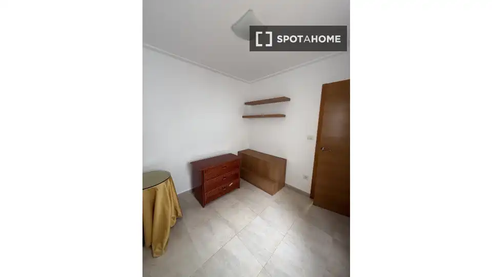 Habitación en Torrellano