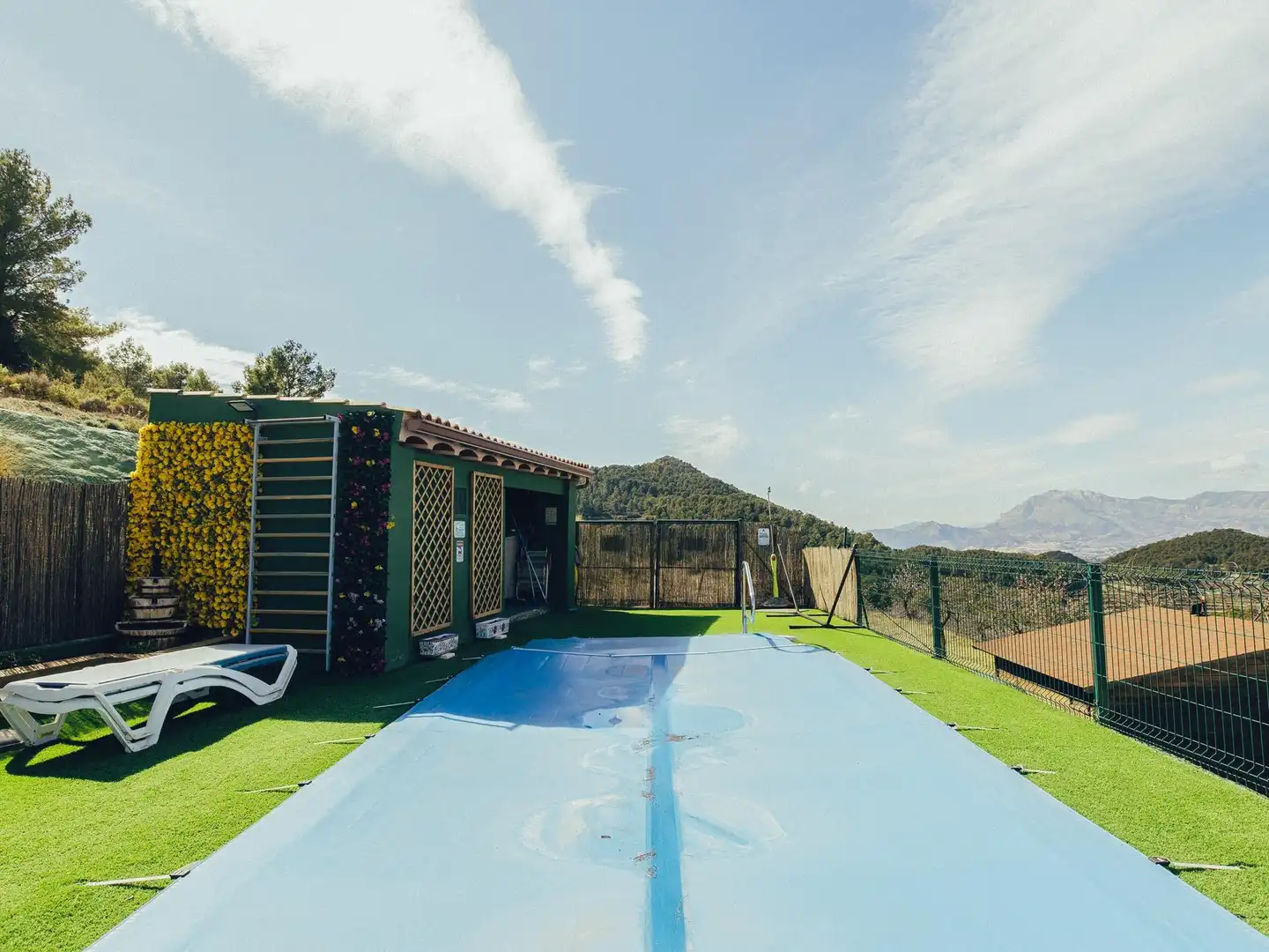 Piscina de Finca rústica en venda en Torremanzanas / La Torre de les Maçanes amb Jardí privat, Terrassa i Traster