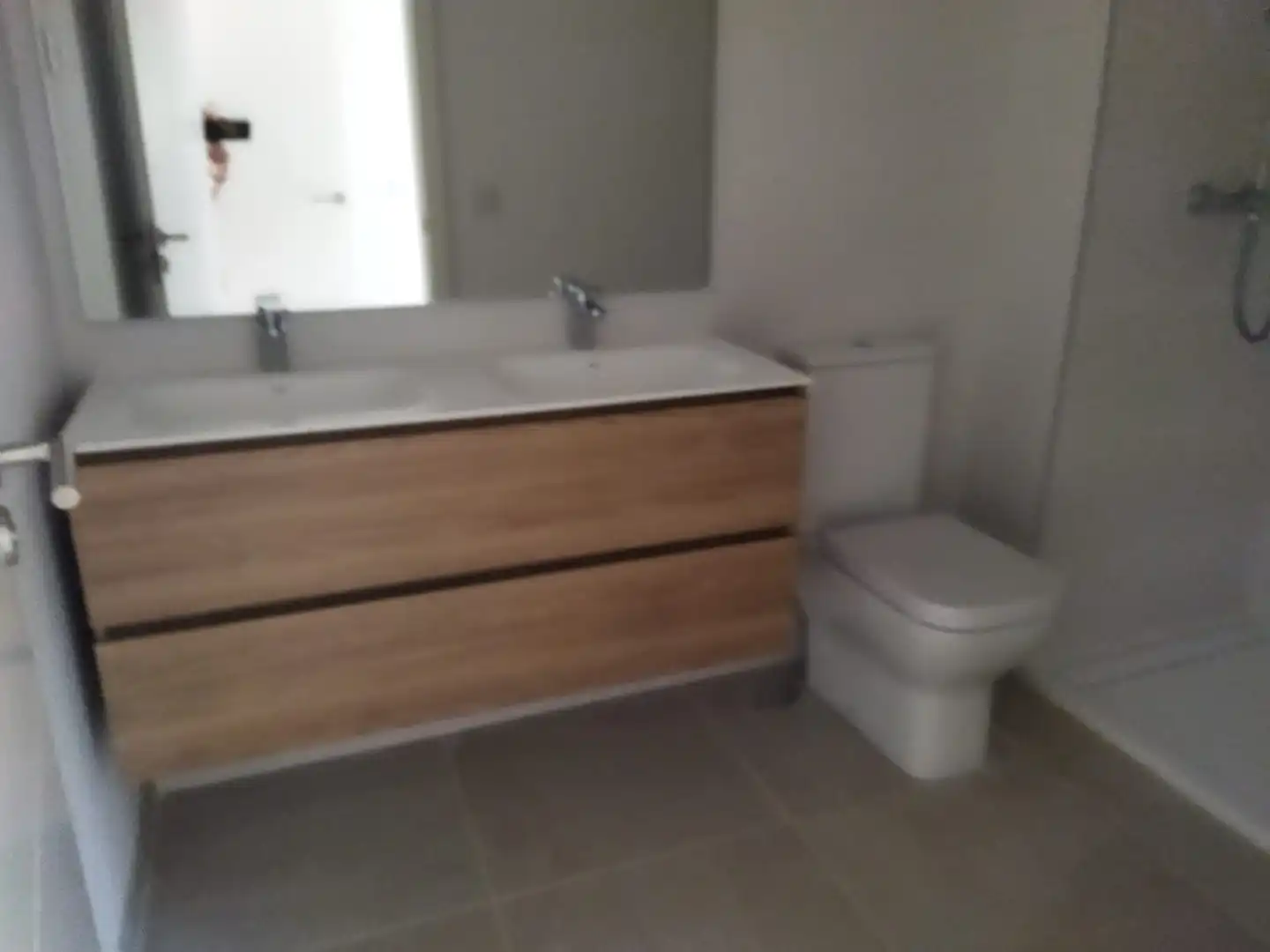 Bany de Apartament de lloguer en Estepona amb Aire condicionat, Terrassa i Traster