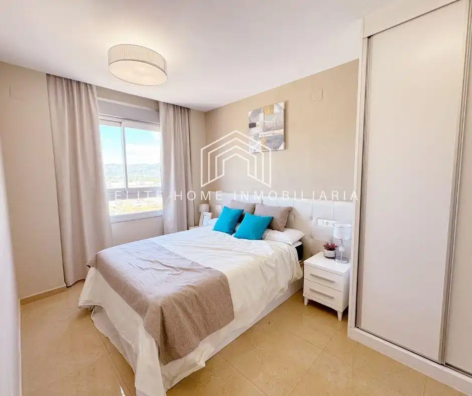 Habitación de Apartamento de alquiler en Cabanes con Aire acondicionado, Terraza y Piscina comunitaria