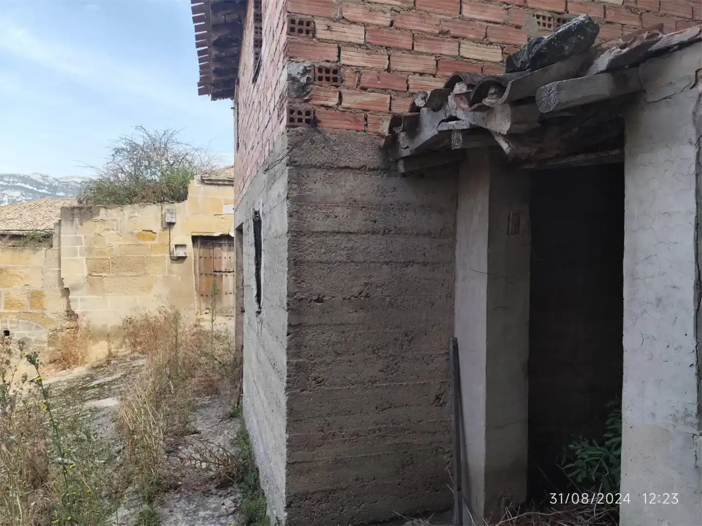 Exterior view of Land for sale in Navaridas