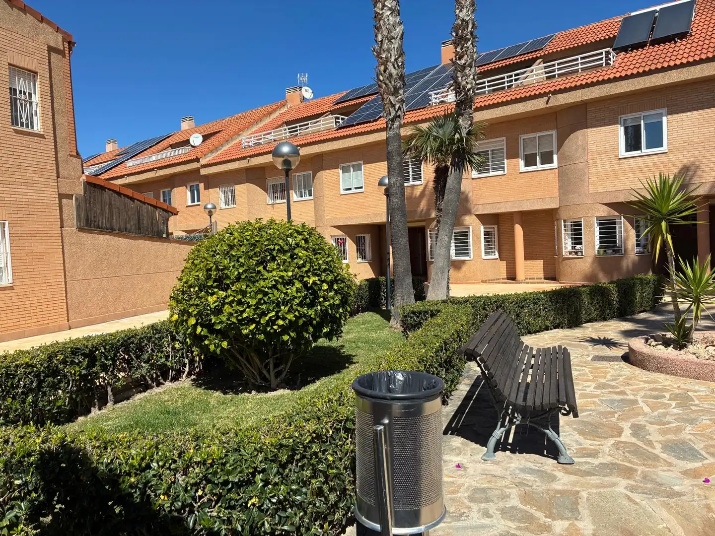 Vista exterior de Casa o chalet en venta en Alicante / Alacant con Aire acondicionado, Calefacción y Terraza